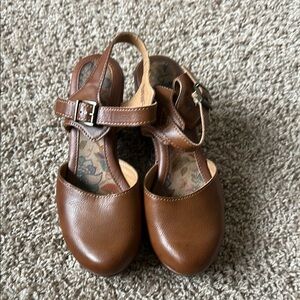 boc Brown Leather Mules with Classic Design